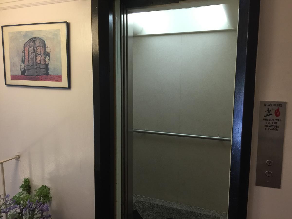 ברקלי Nash Hotel מראה חיצוני תמונה
